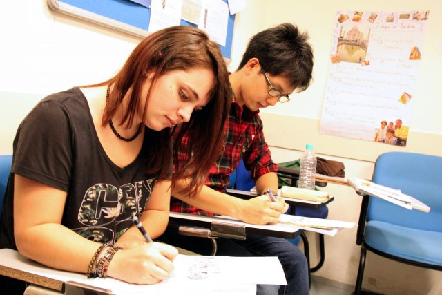 ILSC-New Delhi students in class
